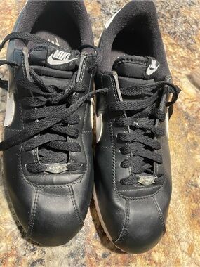 Nike Cortez 72 shoes